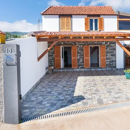 Semesterbostad Casa Raivinha