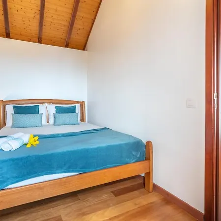 Casa Raivinha * Arco da Calheta