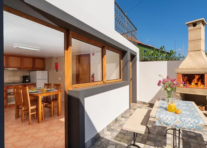 Casa Raivinha Holiday home