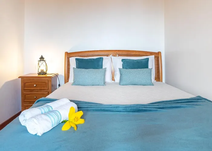 Casa Raivinha بيت للعطل